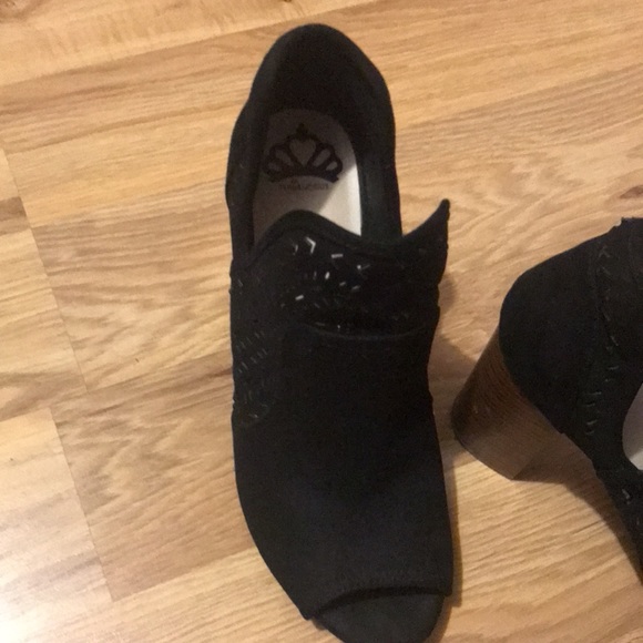 Fergalicous Ankle Booties - Picture 5 of 13